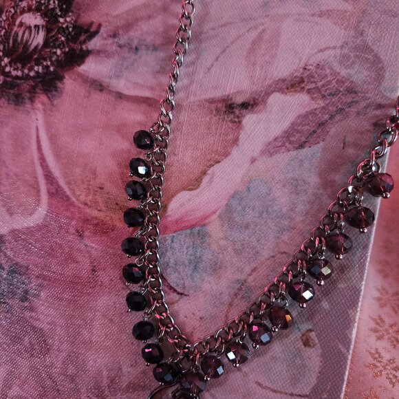 Chain necklace with faceted blue and pink beads and heart pendant - handmade - Picture 5 of 5